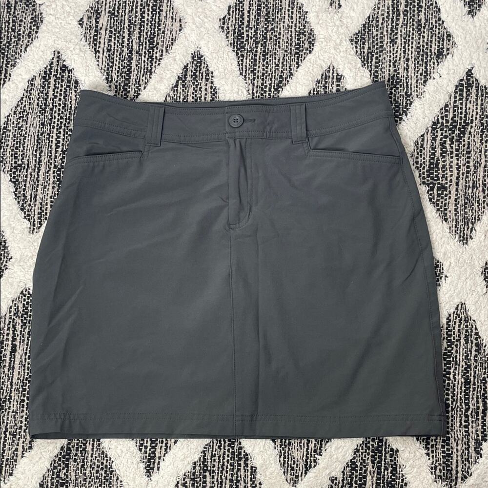 Eddie Bauer Slate Gray Skort Athletic size 4
